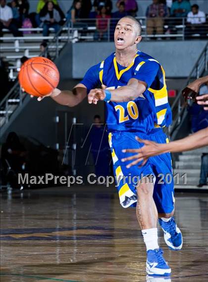 Thumbnail 2 in Lakeview Centennial vs. Kimball photogallery.
