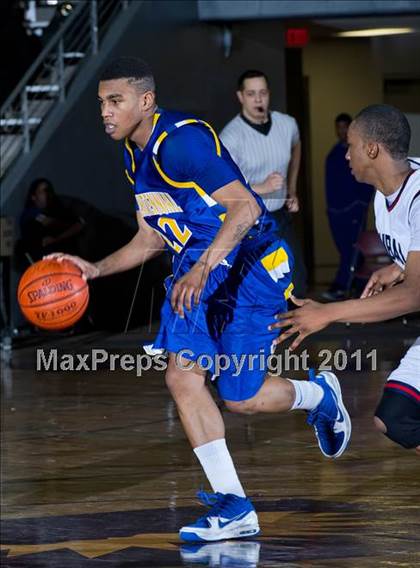 Thumbnail 2 in Lakeview Centennial vs. Kimball photogallery.