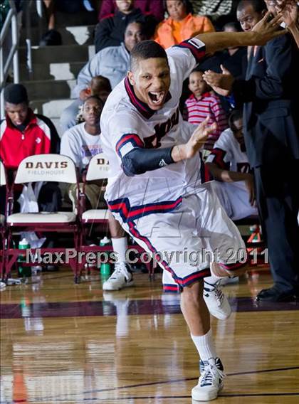 Thumbnail 1 in Lakeview Centennial vs. Kimball photogallery.