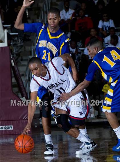 Thumbnail 2 in Lakeview Centennial vs. Kimball photogallery.