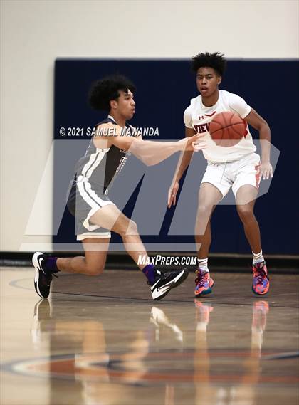 Thumbnail 2 in Viewpoint vs Valencia (6th Annual West Valley Varsity Basketball Tip-off Classic) photogallery.