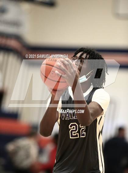 Thumbnail 1 in Viewpoint vs Valencia (6th Annual West Valley Varsity Basketball Tip-off Classic) photogallery.