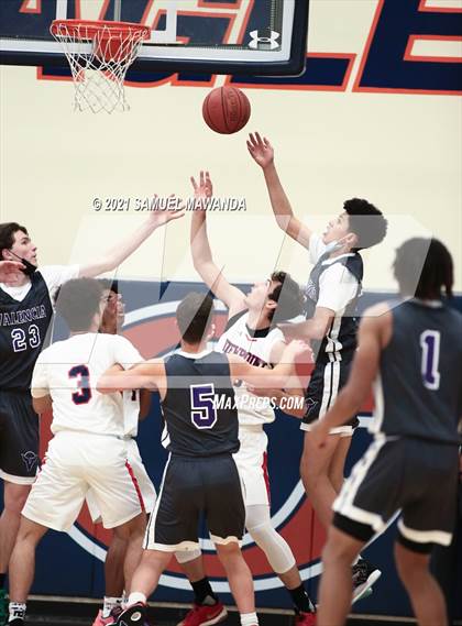Thumbnail 2 in Viewpoint vs Valencia (6th Annual West Valley Varsity Basketball Tip-off Classic) photogallery.