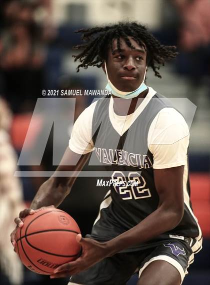Thumbnail 1 in Viewpoint vs Valencia (6th Annual West Valley Varsity Basketball Tip-off Classic) photogallery.