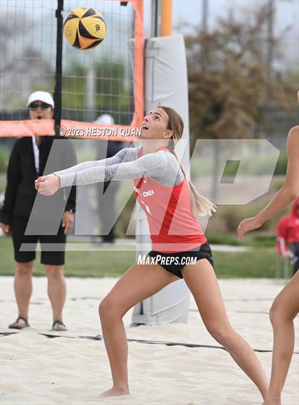 Thumbnail 3 in Trinity League Finals - Mater Dei photogallery.