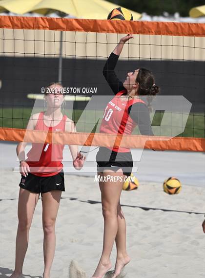 Thumbnail 2 in Trinity League Finals - Mater Dei photogallery.