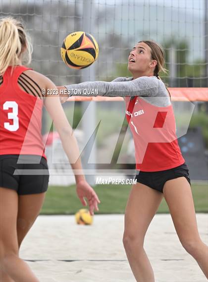 Thumbnail 1 in Trinity League Finals - Mater Dei photogallery.