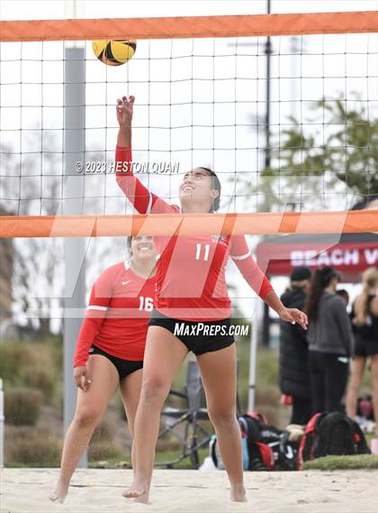 Thumbnail 3 in Trinity League Finals - Mater Dei photogallery.