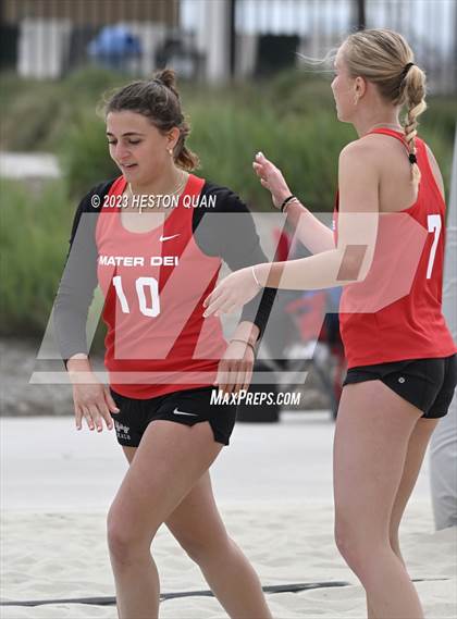 Thumbnail 3 in Trinity League Finals - Mater Dei photogallery.