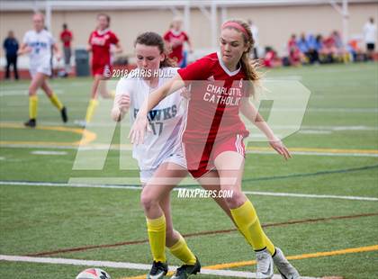 Thumbnail 3 in Charlotte Latin vs. Charlotte Catholic (Queen City Showcase) photogallery.