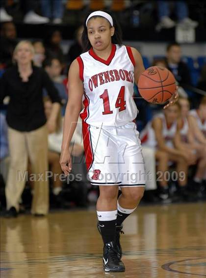 Thumbnail 1 in Muhlenberg North vs Owensboro (3rd Region Tournament) photogallery.