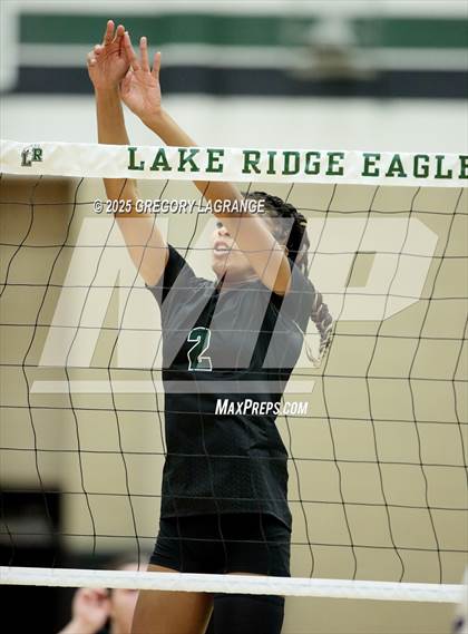 Thumbnail 1 in JV: Weatherford vs Lake Ridge photogallery.