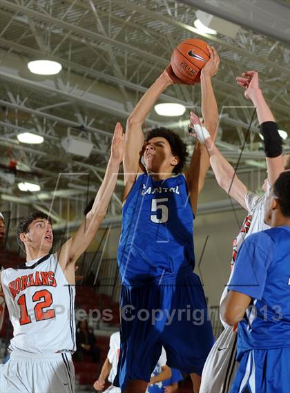 Thumbnail 3 in Beverly Hills vs. Capital Christian (MaxPreps Holiday Classic) photogallery.