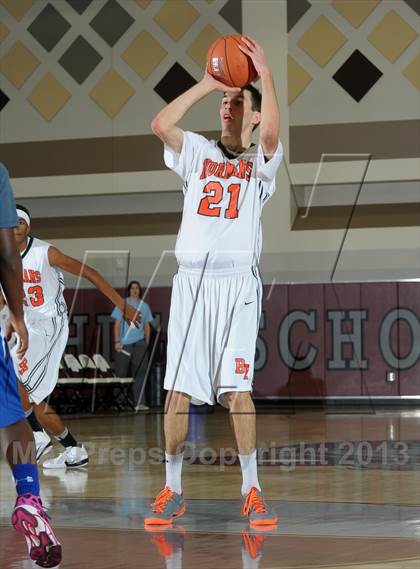 Thumbnail 3 in Beverly Hills vs. Capital Christian (MaxPreps Holiday Classic) photogallery.