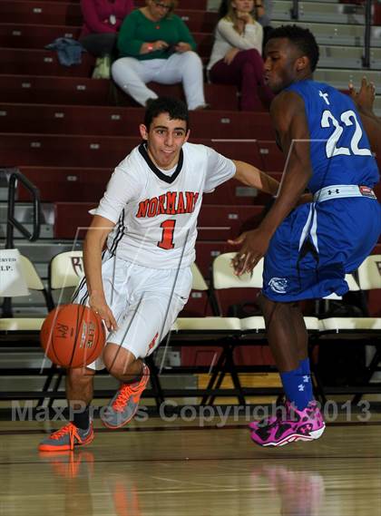 Thumbnail 1 in Beverly Hills vs. Capital Christian (MaxPreps Holiday Classic) photogallery.