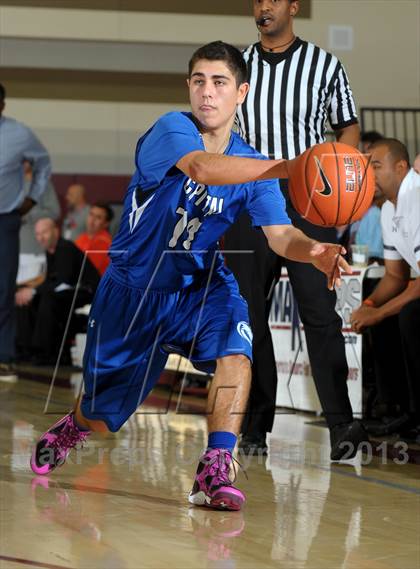Thumbnail 2 in Beverly Hills vs. Capital Christian (MaxPreps Holiday Classic) photogallery.
