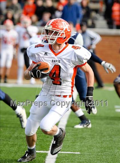 Thumbnail 2 in Hillside vs. Davie (NCHSAA 4A Final) photogallery.
