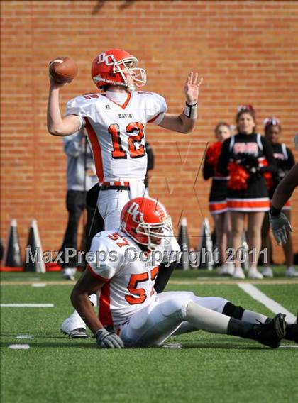 Thumbnail 2 in Hillside vs. Davie (NCHSAA 4A Final) photogallery.