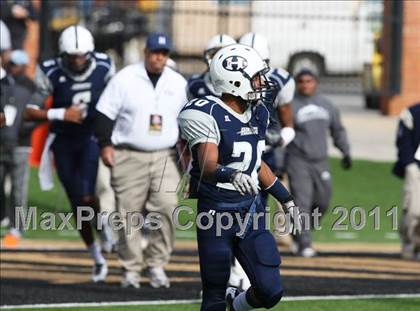 Thumbnail 2 in Hillside vs. Davie (NCHSAA 4A Final) photogallery.