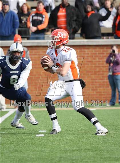 Thumbnail 3 in Hillside vs. Davie (NCHSAA 4A Final) photogallery.