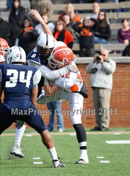Thumbnail 2 in Hillside vs. Davie (NCHSAA 4A Final) photogallery.