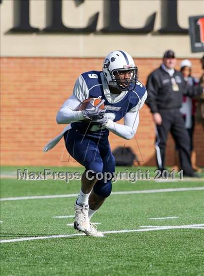 Thumbnail 3 in Hillside vs. Davie (NCHSAA 4A Final) photogallery.