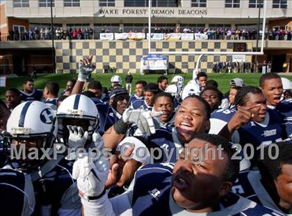 Thumbnail 1 in Hillside vs. Davie (NCHSAA 4A Final) photogallery.