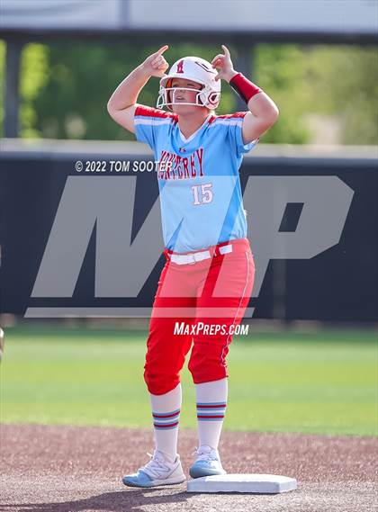 Thumbnail 2 in Centennial vs. Monterey (UIL 5A Regional Semifinals) photogallery.