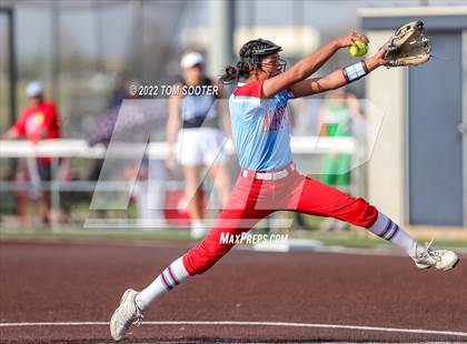Thumbnail 2 in Centennial vs. Monterey (UIL 5A Regional Semifinals) photogallery.