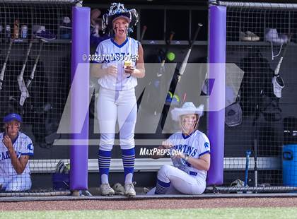 Thumbnail 2 in Centennial vs. Monterey (UIL 5A Regional Semifinals) photogallery.
