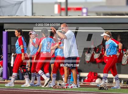 Thumbnail 1 in Centennial vs. Monterey (UIL 5A Regional Semifinals) photogallery.