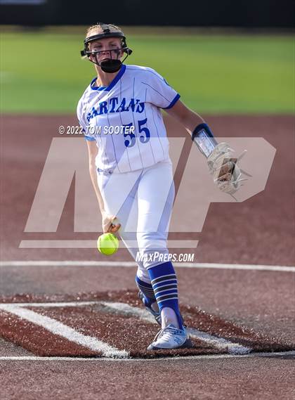 Thumbnail 2 in Centennial vs. Monterey (UIL 5A Regional Semifinals) photogallery.