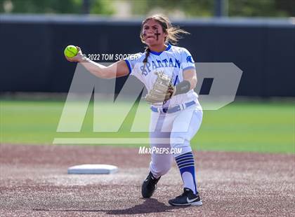 Thumbnail 2 in Centennial vs. Monterey (UIL 5A Regional Semifinals) photogallery.