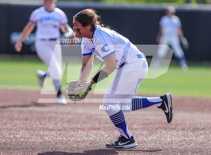 Thumbnail 2 in Centennial vs. Monterey (UIL 5A Regional Semifinals) photogallery.