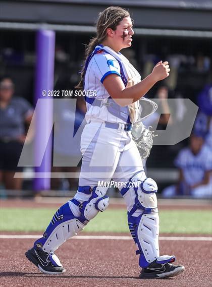 Thumbnail 3 in Centennial vs. Monterey (UIL 5A Regional Semifinals) photogallery.