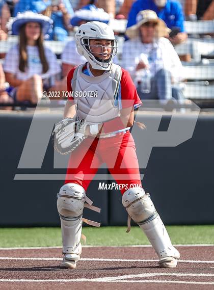 Thumbnail 2 in Centennial vs. Monterey (UIL 5A Regional Semifinals) photogallery.