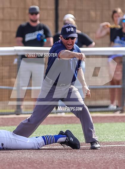 Thumbnail 2 in Centennial vs. Monterey (UIL 5A Regional Semifinals) photogallery.