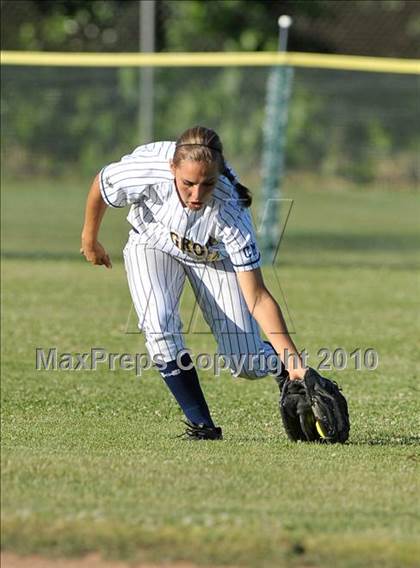 Thumbnail 3 in Johansen vs. Elk Grove (CIF SJS D1 Final - Game 1) photogallery.