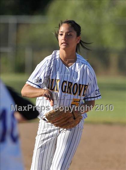 Thumbnail 2 in Johansen vs. Elk Grove (CIF SJS D1 Final - Game 1) photogallery.