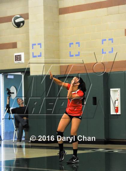 Thumbnail 3 in Mayfield @ Monrovia photogallery.