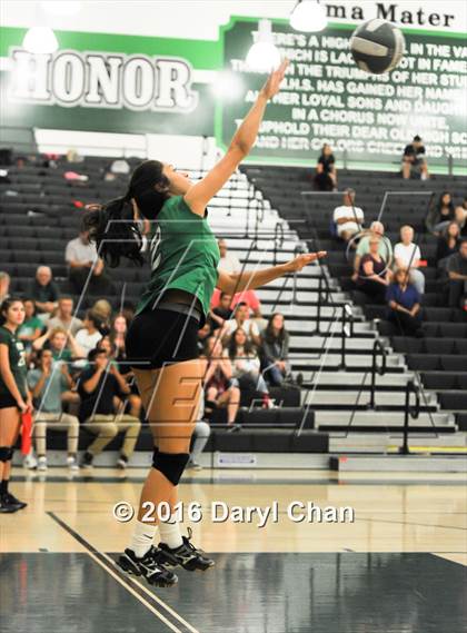 Thumbnail 2 in Mayfield @ Monrovia photogallery.