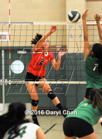 Thumbnail 1 in Mayfield @ Monrovia photogallery.