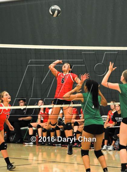 Thumbnail 3 in Mayfield @ Monrovia photogallery.