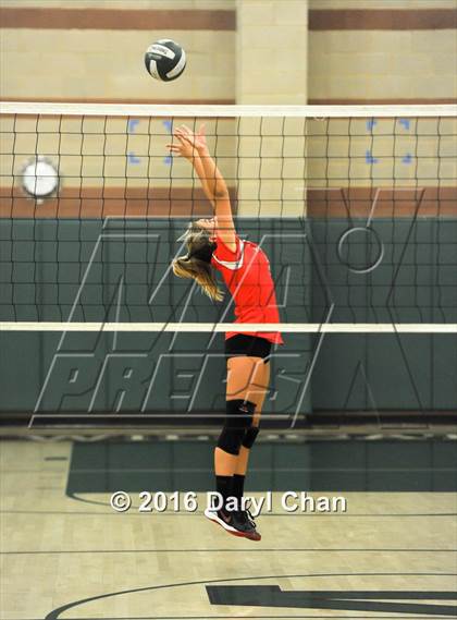 Thumbnail 1 in Mayfield @ Monrovia photogallery.