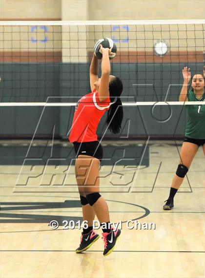 Thumbnail 3 in Mayfield @ Monrovia photogallery.