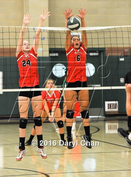 Thumbnail 1 in Mayfield @ Monrovia photogallery.
