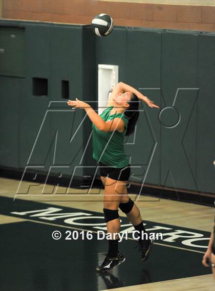 Thumbnail 3 in Mayfield @ Monrovia photogallery.