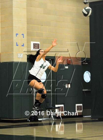 Thumbnail 1 in Mayfield @ Monrovia photogallery.