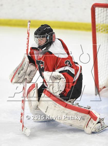 Thumbnail 2 in Fairfield Warde/Ludlowe vs. Branford (CIAC D2 Quarterfinal) photogallery.