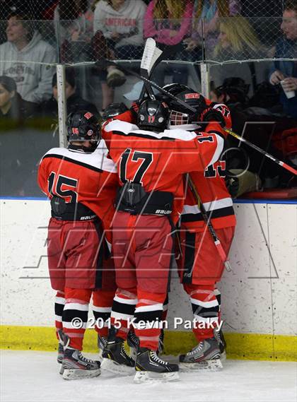 Thumbnail 2 in Fairfield Warde/Ludlowe vs. Branford (CIAC D2 Quarterfinal) photogallery.